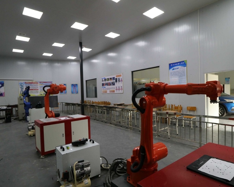 HN湘潭科技职业技术学校05.jpg