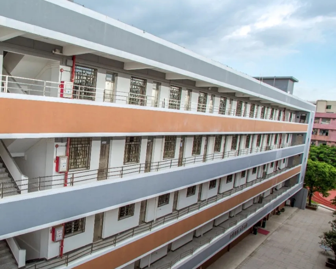 东莞翰伦技工学校43.jpg