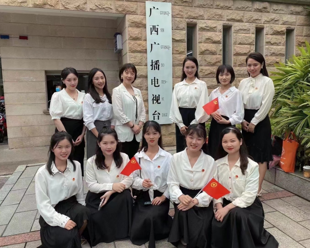 GX广西新闻出版技工学校16.jpg